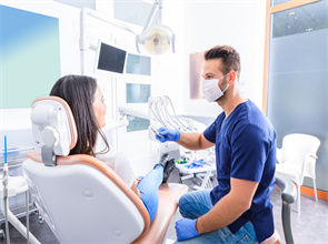 How To Correctly Choose Gloves For A Dental Office
