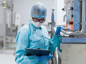 What are the common labor insurance products in the food processing industry?