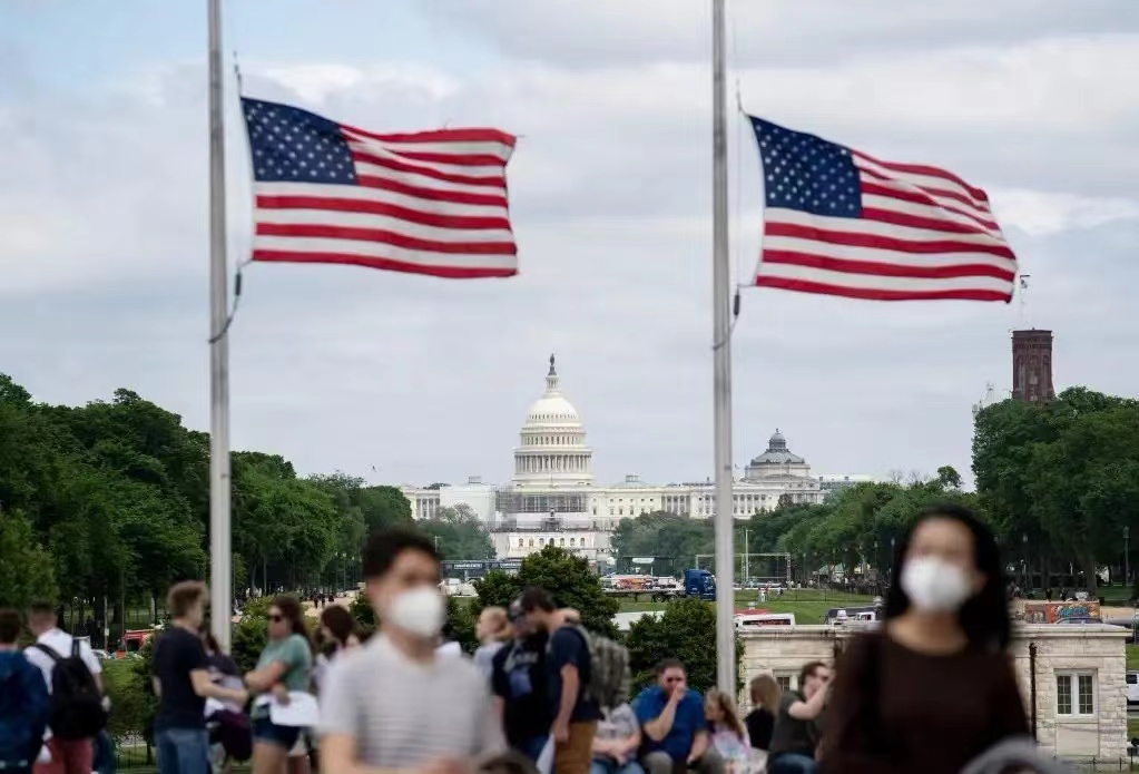 Virus' shadow keeps millions jobless in US